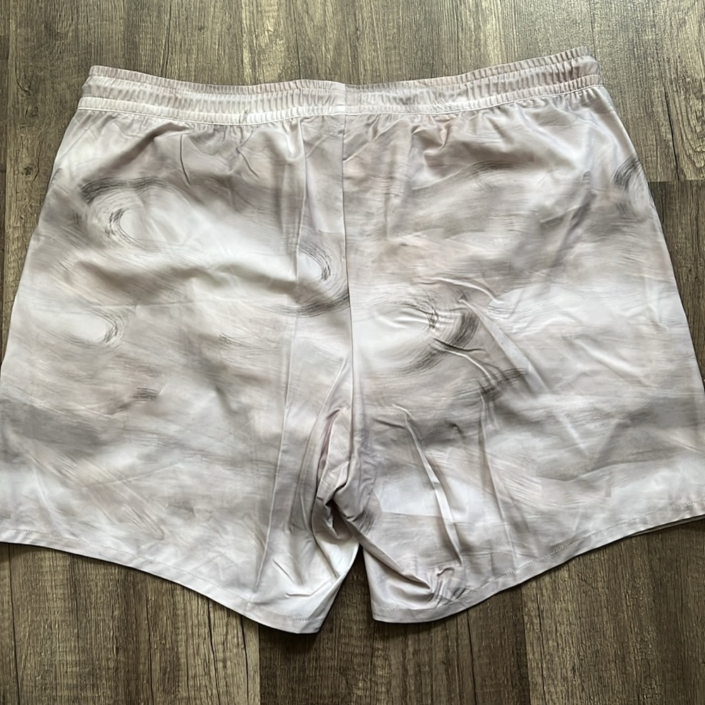 John Varvatos Men's Cream Swim Shorts - Picture 5 of 5